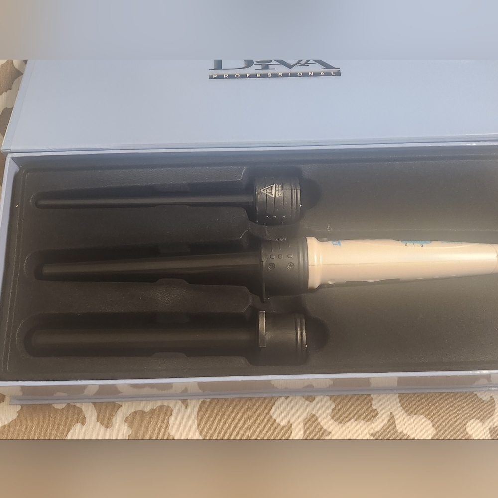 Diva professional triple curler 3 in one